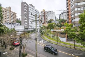 Image 19 - 159502