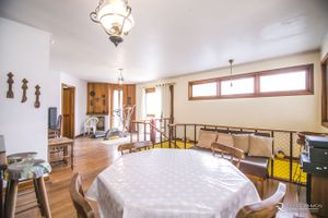 Image 33 - 159502