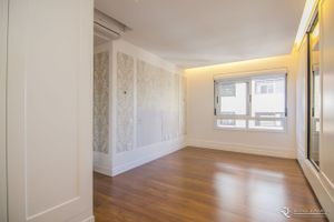 Image 22 - 159504