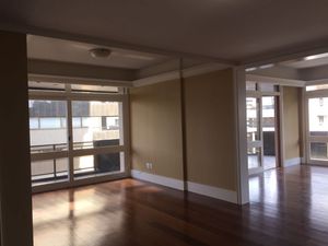 Image 30 - 159786
