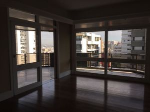 Image 14 - 159786
