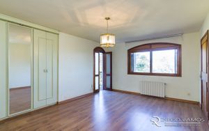 Image 14 - 160065
