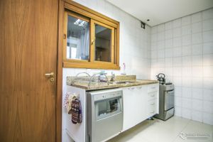 Image 19 - 160835