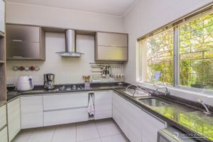 Image 12 - 161828