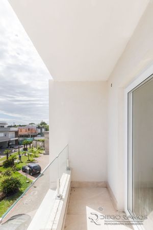 Image 33 - 162977