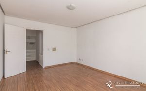 Image 11 - 163131