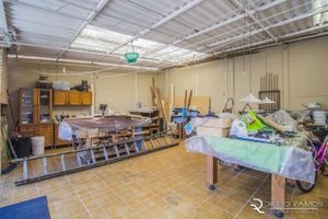 Image 31 - 163418
