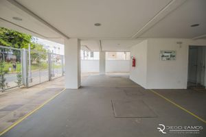 Image 17 - 163825