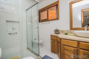 Image 32 - 164275