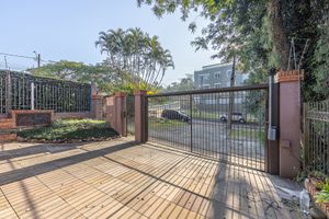 Image 32 - 164275