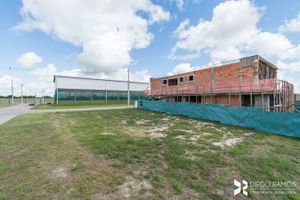Image 11 - 164826