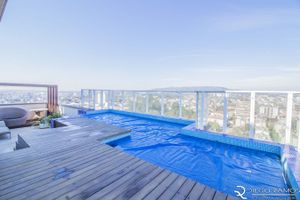 Image 18 - 165204