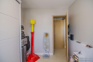 Image 11 - 165241