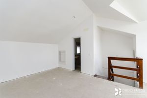 Image 3 - 165295