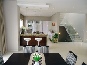 Image 14 - 165694