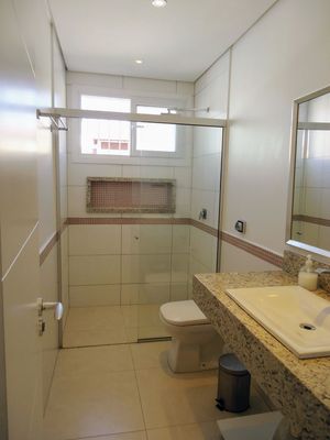 Image 7 - 165694