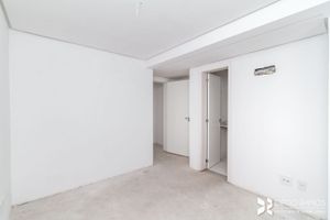 Image 17 - 166096