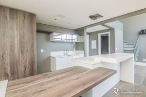 Image 4 - 166320