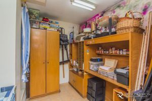 Image 36 - 166608