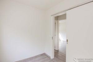 Image 10 - 166694
