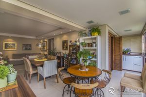 Image 4 - 166695