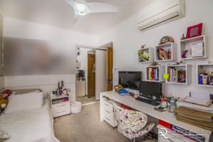 Image 17 - 166695