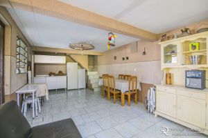 Image 19 - 167082