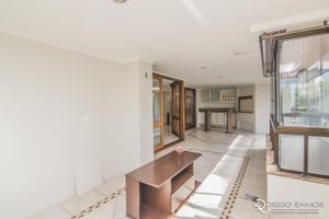 Image 1 - 167165