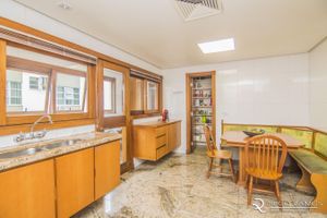 Image 30 - 167398