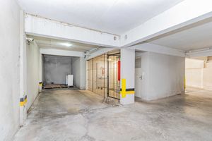 Image 24 - 167592