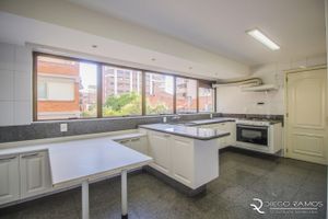 Image 25 - 167640
