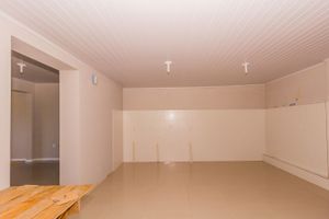 Image 14 - 167667