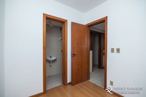 Image 18 - 167815