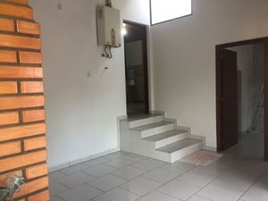 Image 20 - 168250