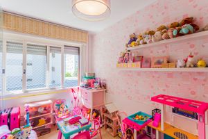 Image 16 - 168300