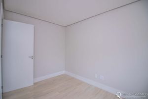 Image 8 - 168759