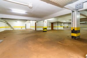 Image 71 - 169823