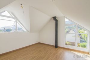 Image 19 - 169845