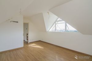 Image 20 - 169845