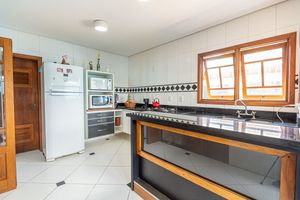 Image 11 - 169895