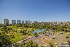 Image 8 - 169908