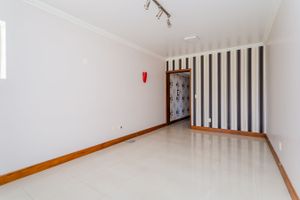 Image 3 - 169941