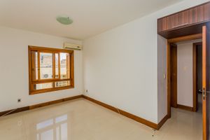 Image 18 - 169941