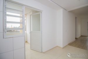 Image 21 - 170398