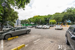 Image 18 - 170677