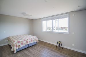 Image 32 - 170945