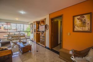 Image 9 - 171600