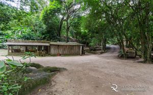 Image 8 - 172107