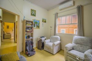 Image 15 - 172403