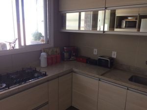 Image 19 - 173000